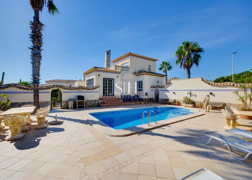 Odsprzedaż - Villa - Orihuela Costa - Costa Blanca