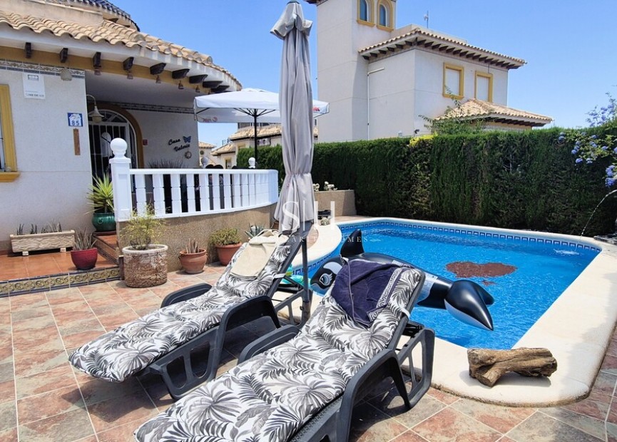Odsprzedaż - Villa - Orihuela Costa - Costa Blanca