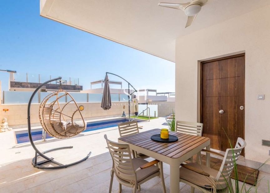 Odsprzedaż - Villa - Orihuela Costa - Costa Blanca