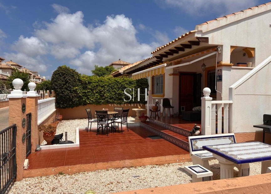 Odsprzedaż - Villa - Orihuela Costa - Costa Blanca