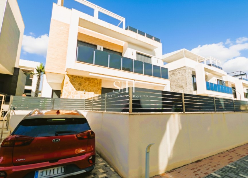 Odsprzedaż - Villa - Orihuela Costa - Costa Blanca