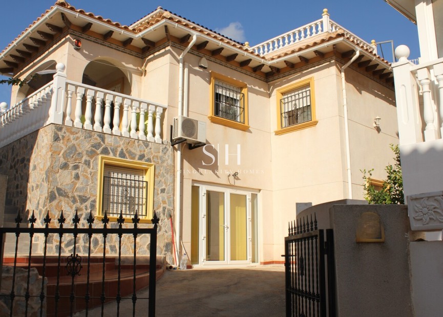 Odsprzedaż - Villa - Orihuela Costa - Costa Blanca