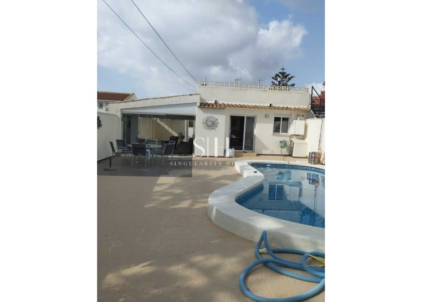 Odsprzedaż - Villa - Orihuela Costa - Costa Blanca