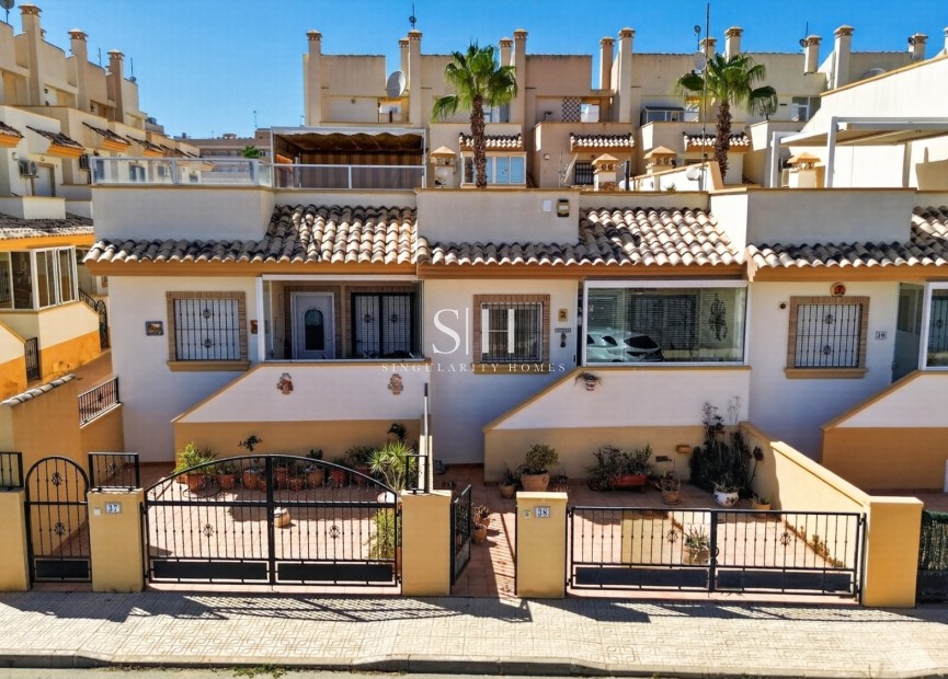 Odsprzedaż - Villa - Orihuela Costa - Costa Blanca