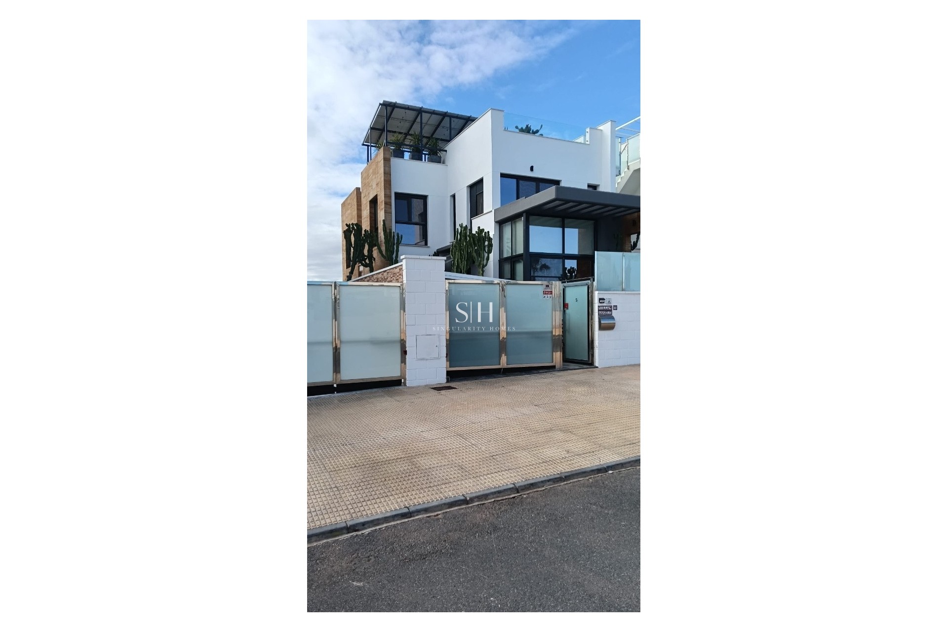 Odsprzedaż - Villa - Orihuela Costa - Costa Blanca