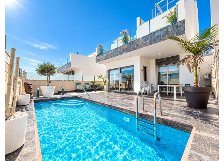Odsprzedaż - Villa - Orihuela Costa - Costa Blanca
