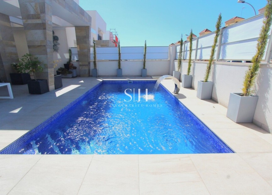 Odsprzedaż - Villa - Orihuela Costa - El Galan