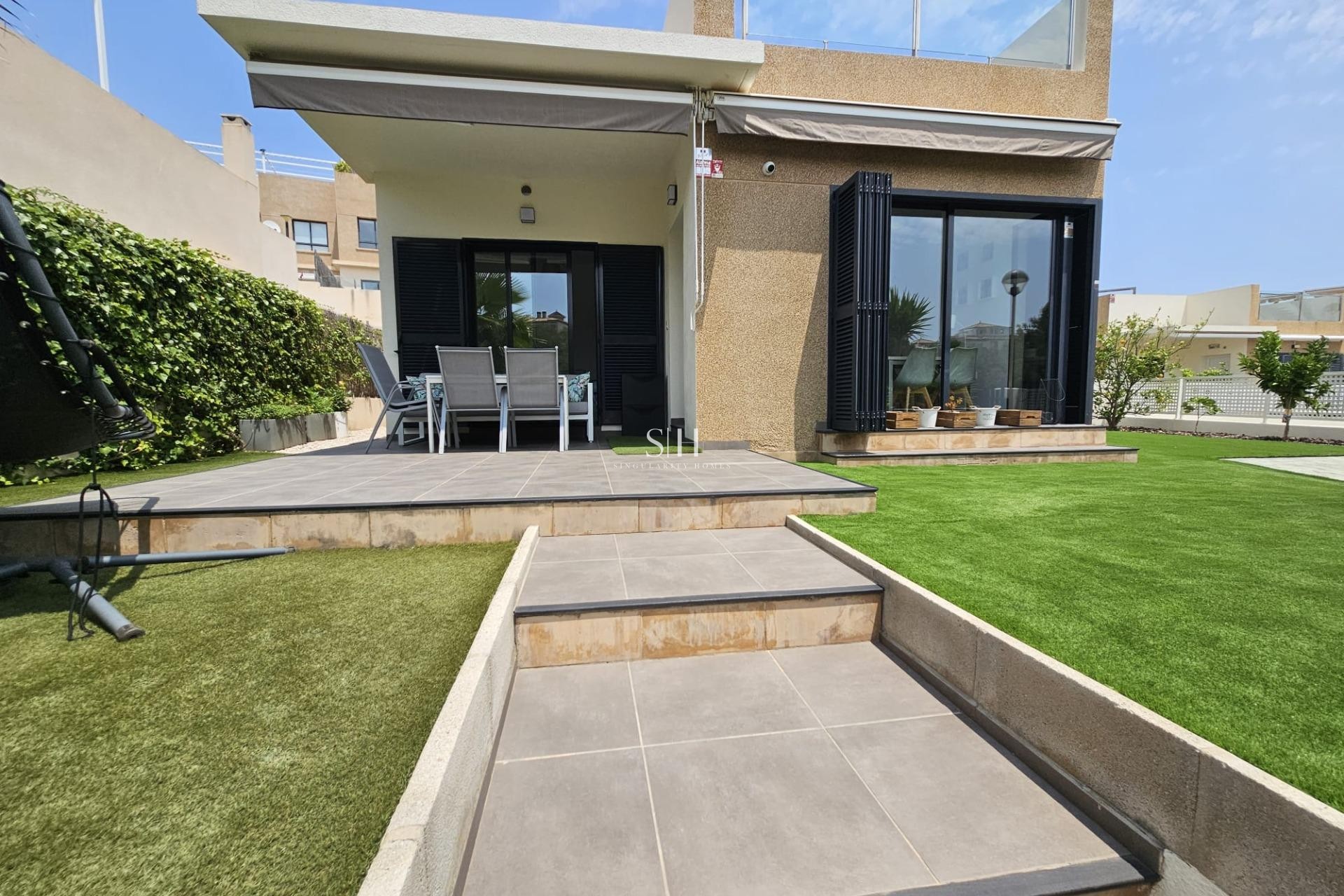 Odsprzedaż - Villa - Orihuela Costa - La Regia