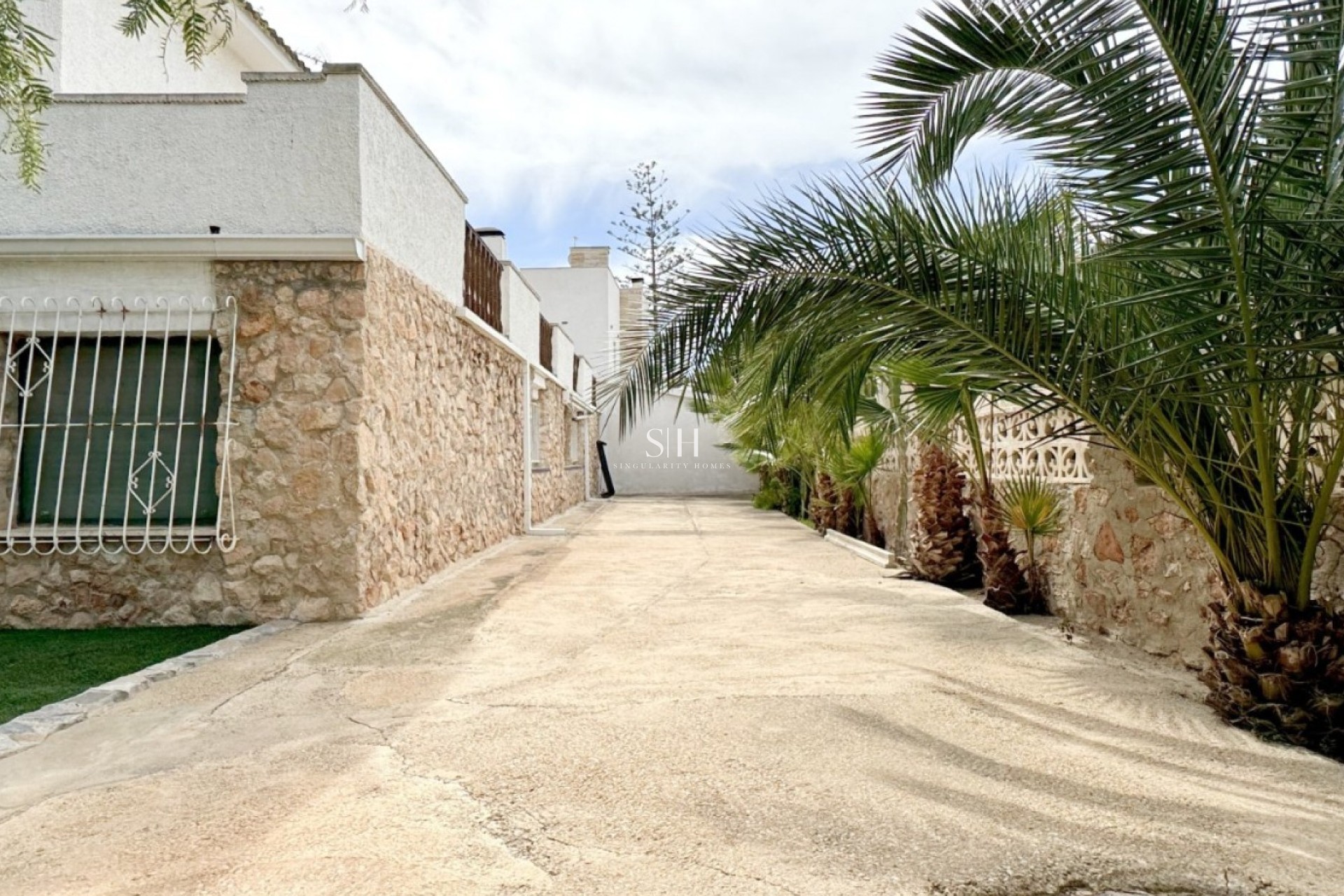 Odsprzedaż - Villa - Orihuela Costa - La Zenia