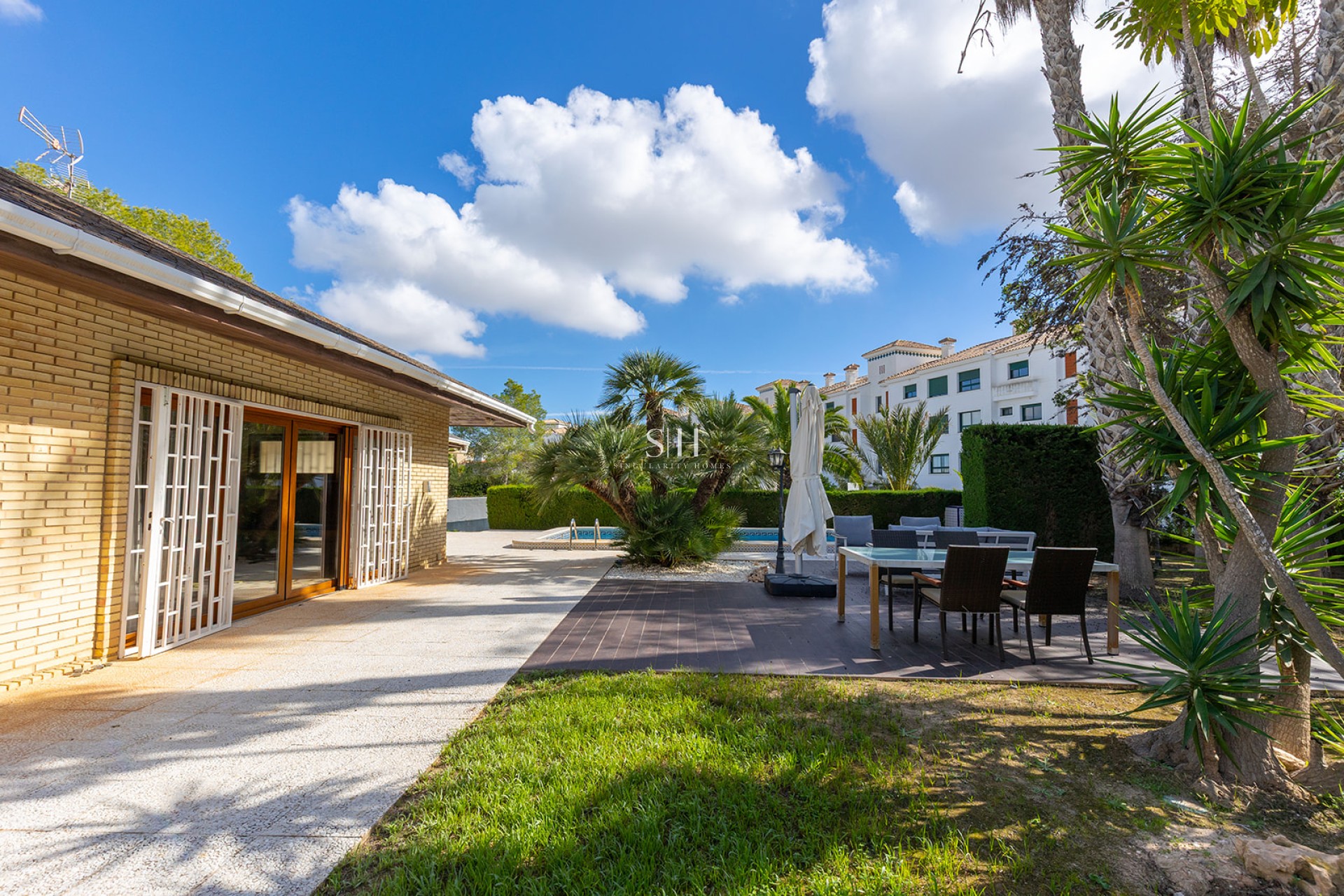 Odsprzedaż - Villa - Orihuela Costa - Las Filipinas