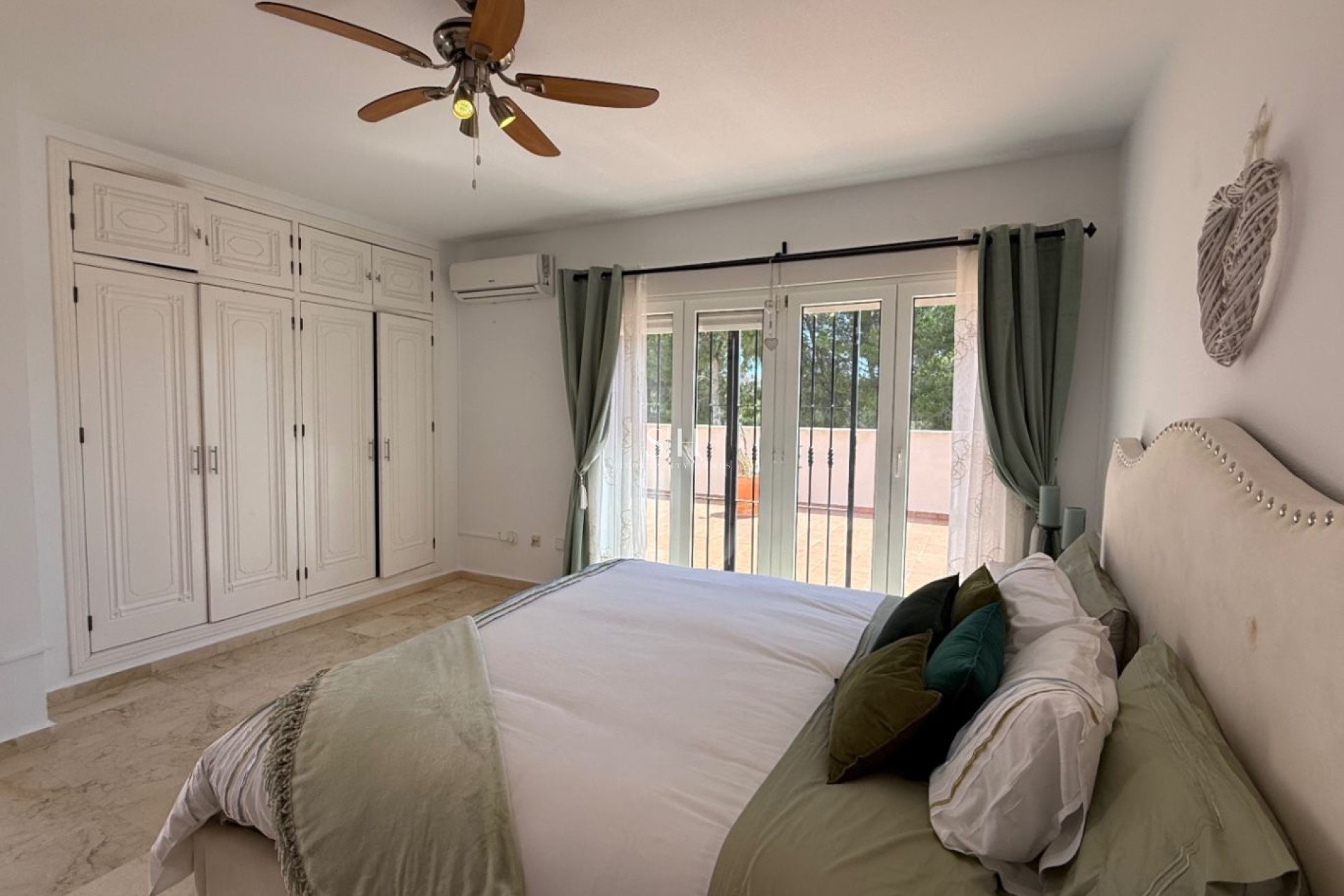 Odsprzedaż - Villa - Orihuela Costa - Las Ramblas