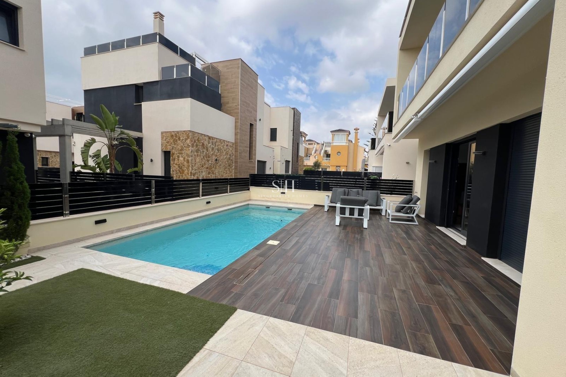 Odsprzedaż - Villa - Orihuela Costa - Lomas de Cabo Roig