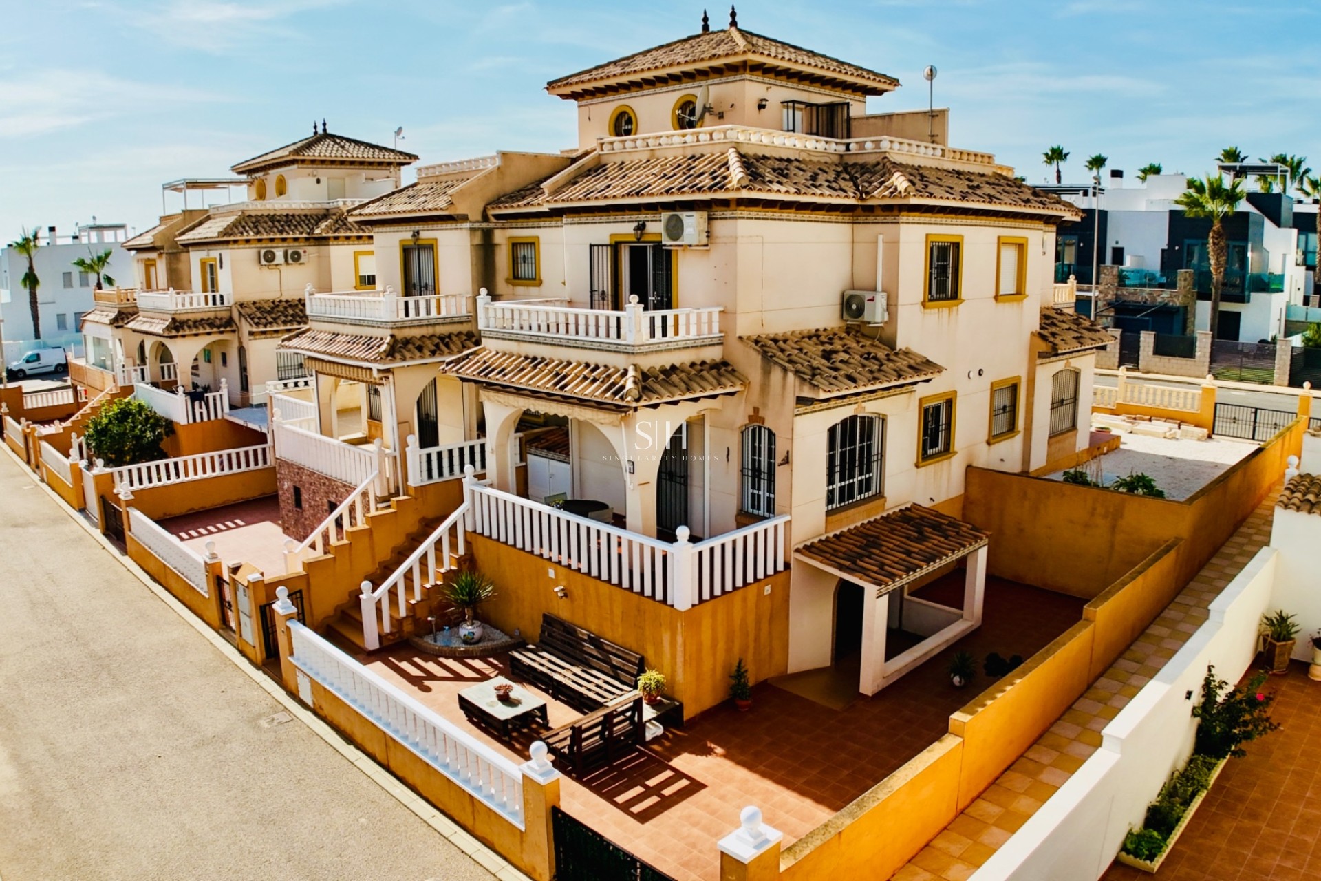 Odsprzedaż - Villa - Orihuela Costa - Lomas de Cabo Roig