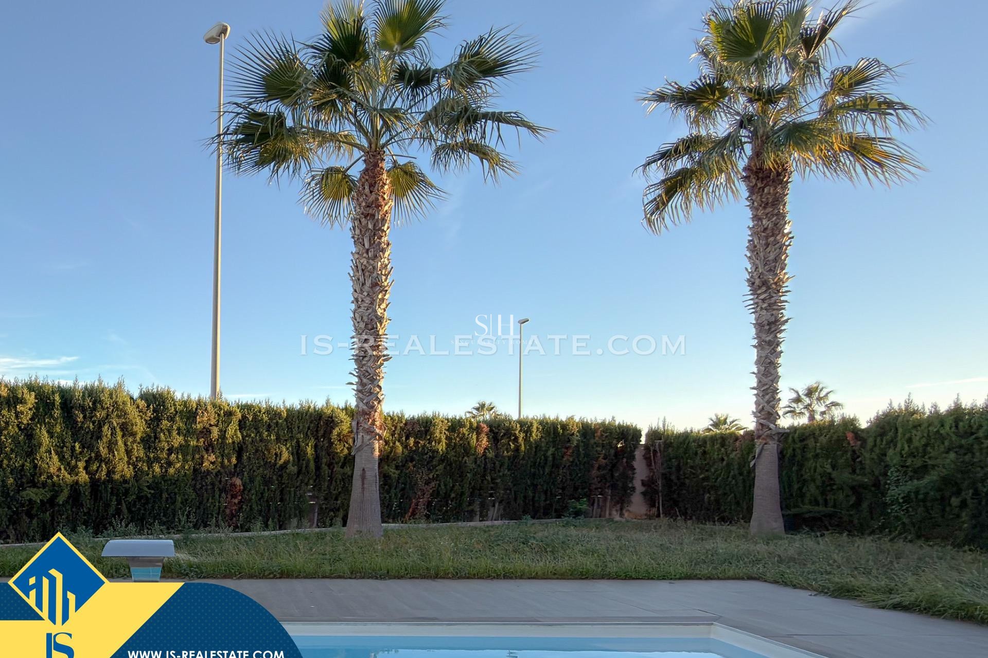 Odsprzedaż - Villa - Orihuela Costa - Lomas de Cabo Roig
