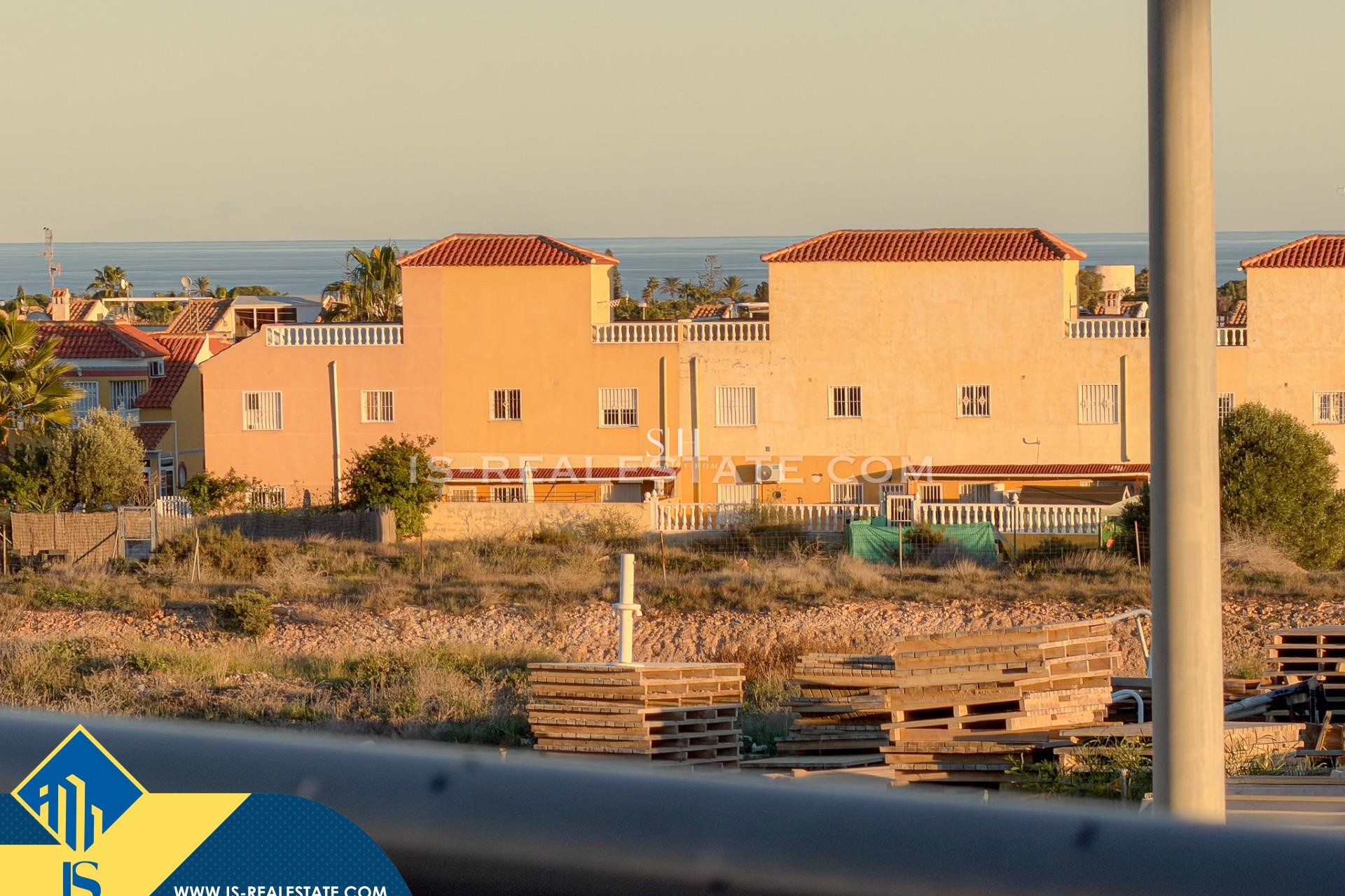 Odsprzedaż - Villa - Orihuela Costa - Lomas de Cabo Roig