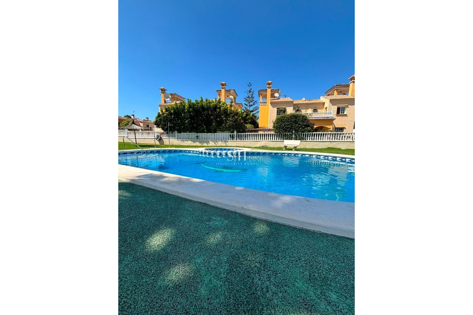 Odsprzedaż - Villa - Orihuela Costa - Lomas de Cabo Roig