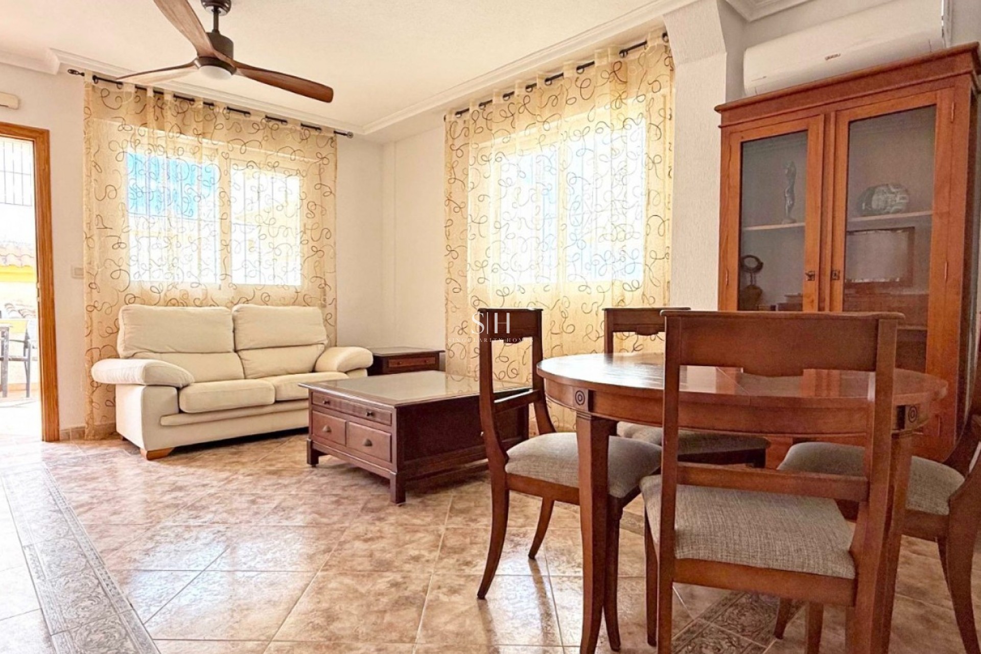 Odsprzedaż - Villa - Orihuela Costa - Los Altos