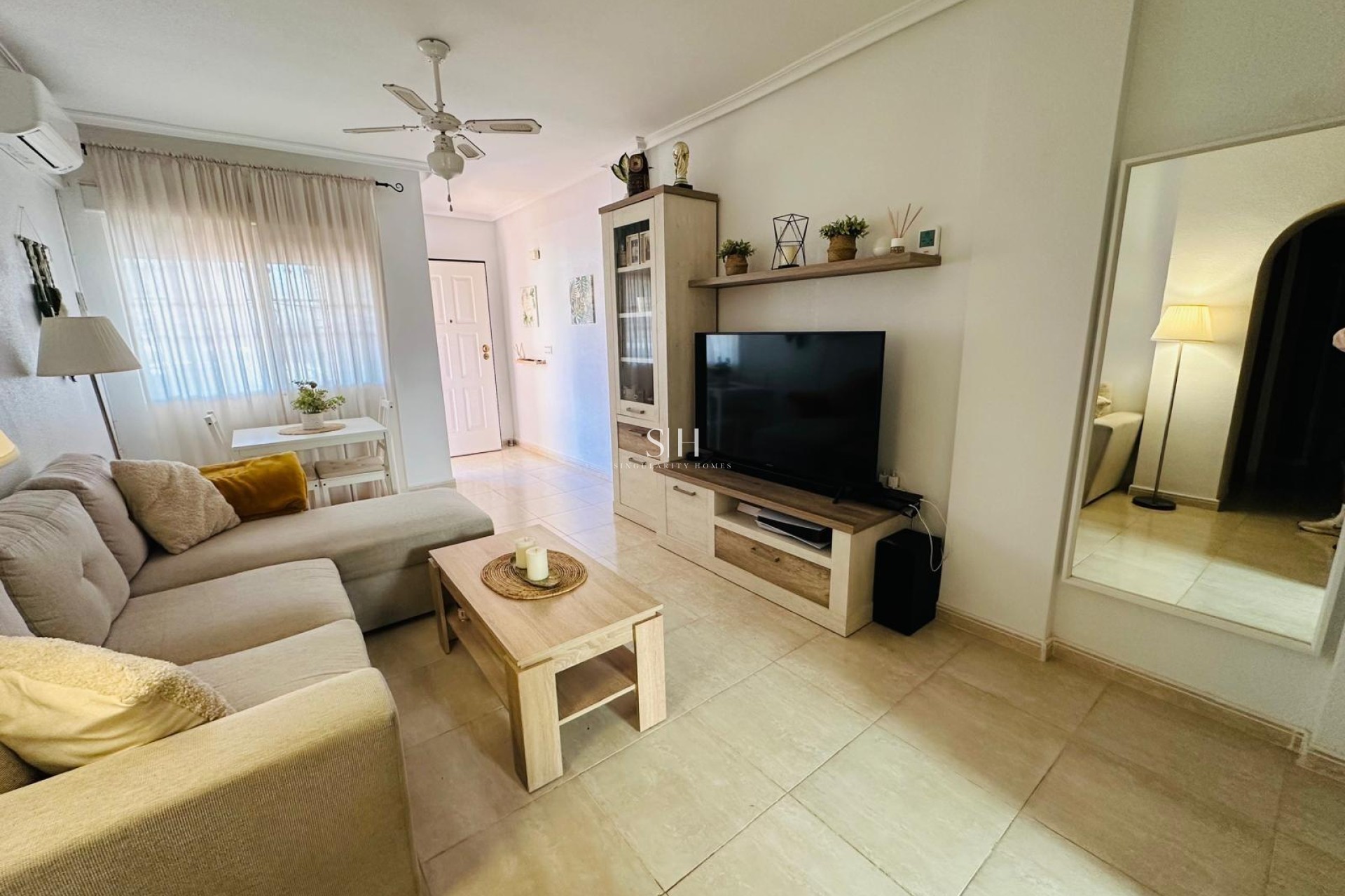 Odsprzedaż - Villa - Orihuela Costa - Los Altos