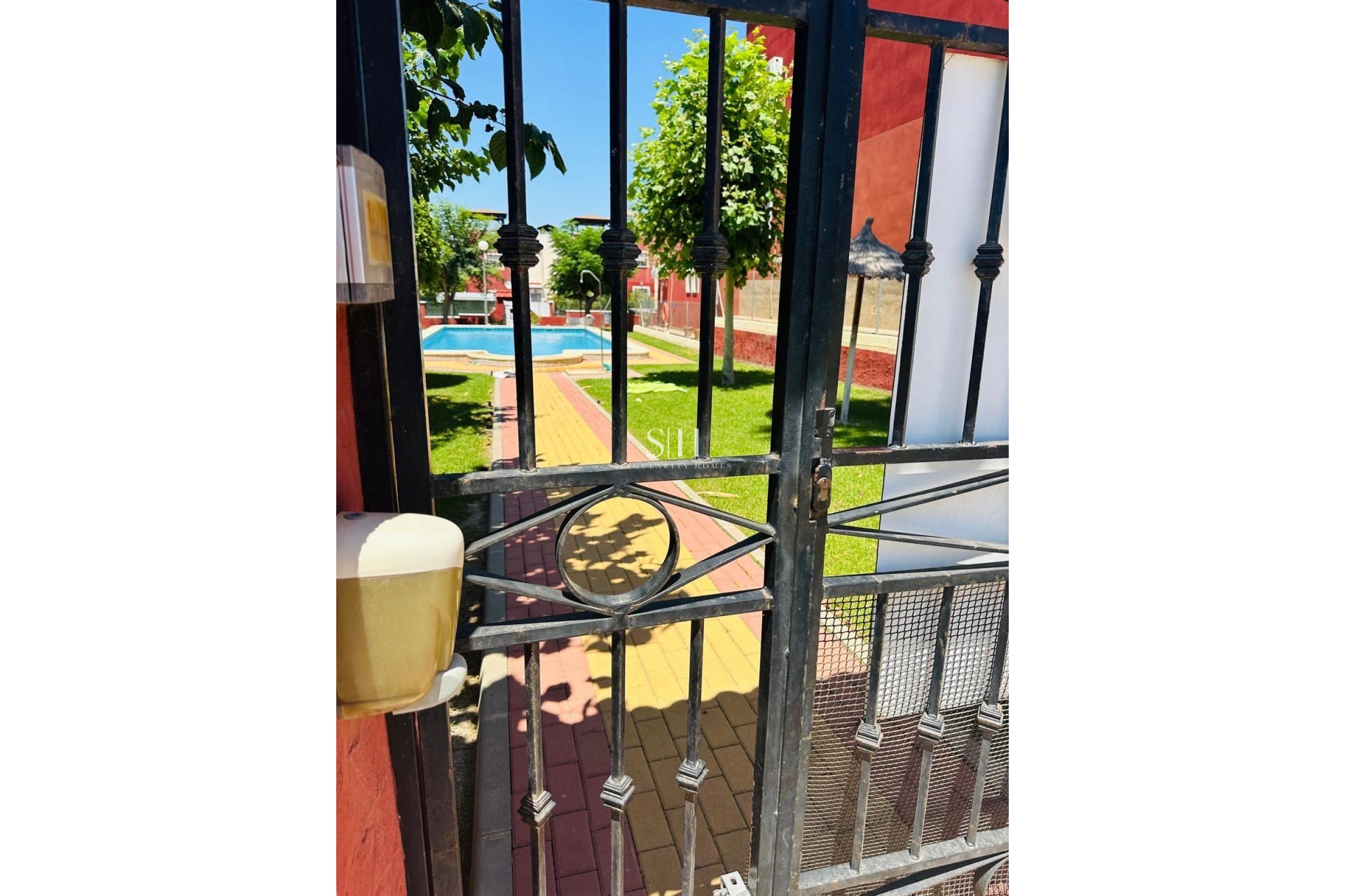 Odsprzedaż - Villa - Orihuela Costa - Los Altos