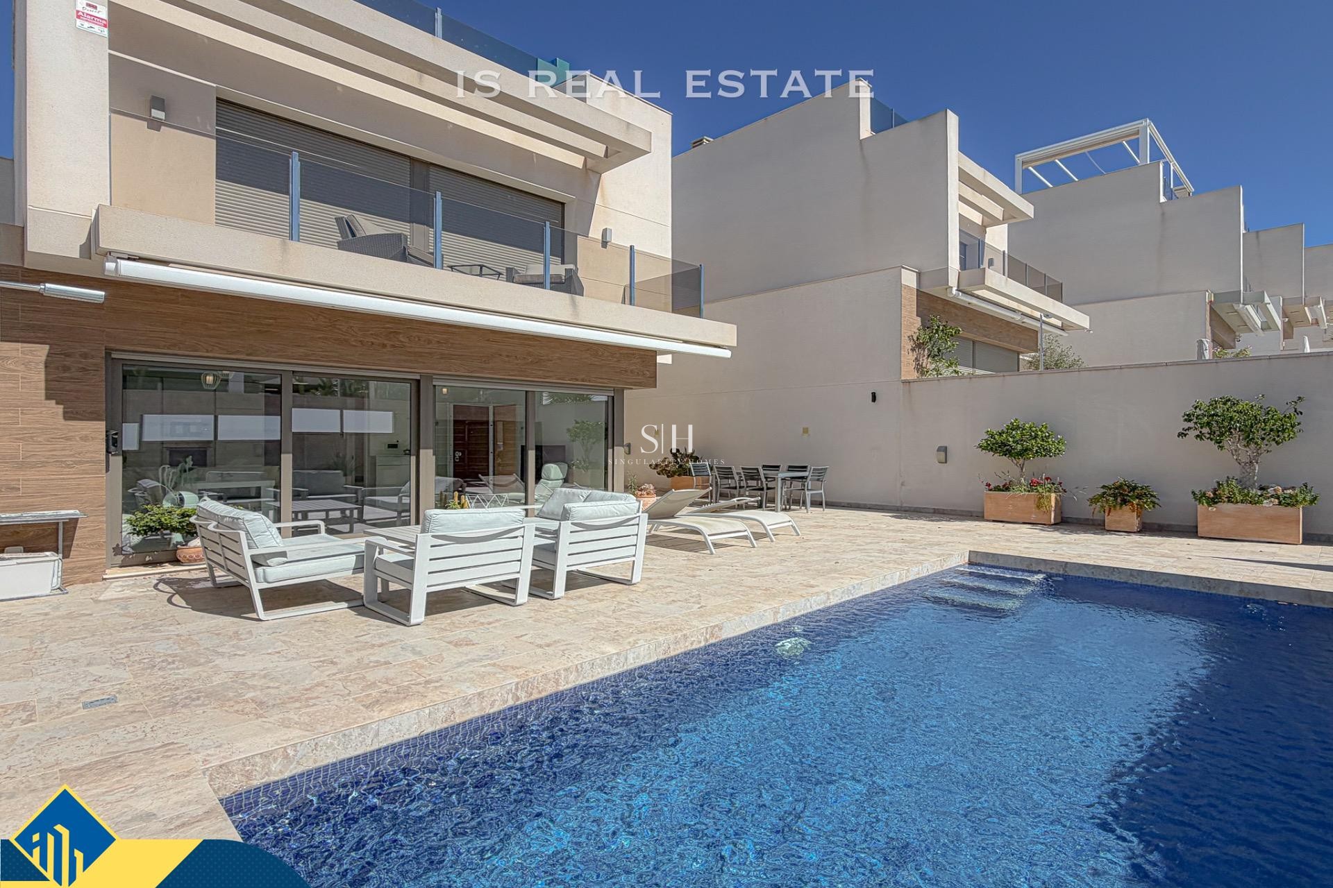 Odsprzedaż - Villa - Orihuela Costa - PAU 26