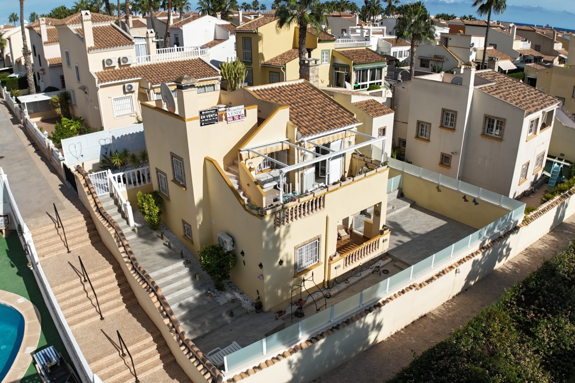 Odsprzedaż - Villa - Orihuela Costa - Playa Flamenca