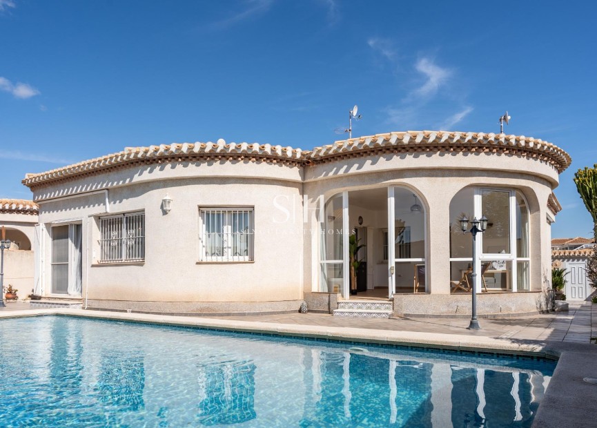 Odsprzedaż - Villa - Orihuela Costa - Playa Flamenca