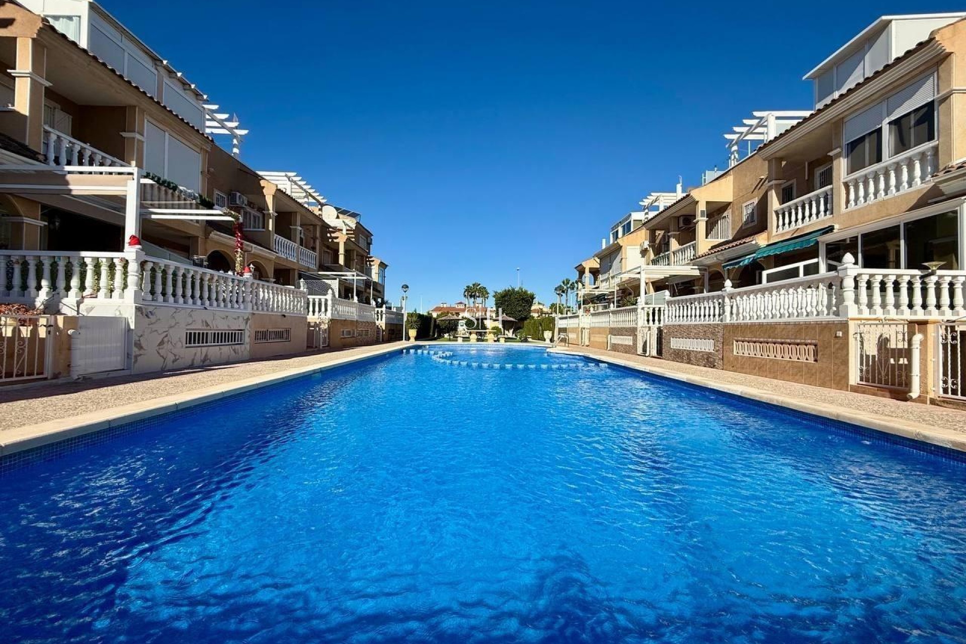 Odsprzedaż - Villa - Orihuela Costa - Playa Flamenca
