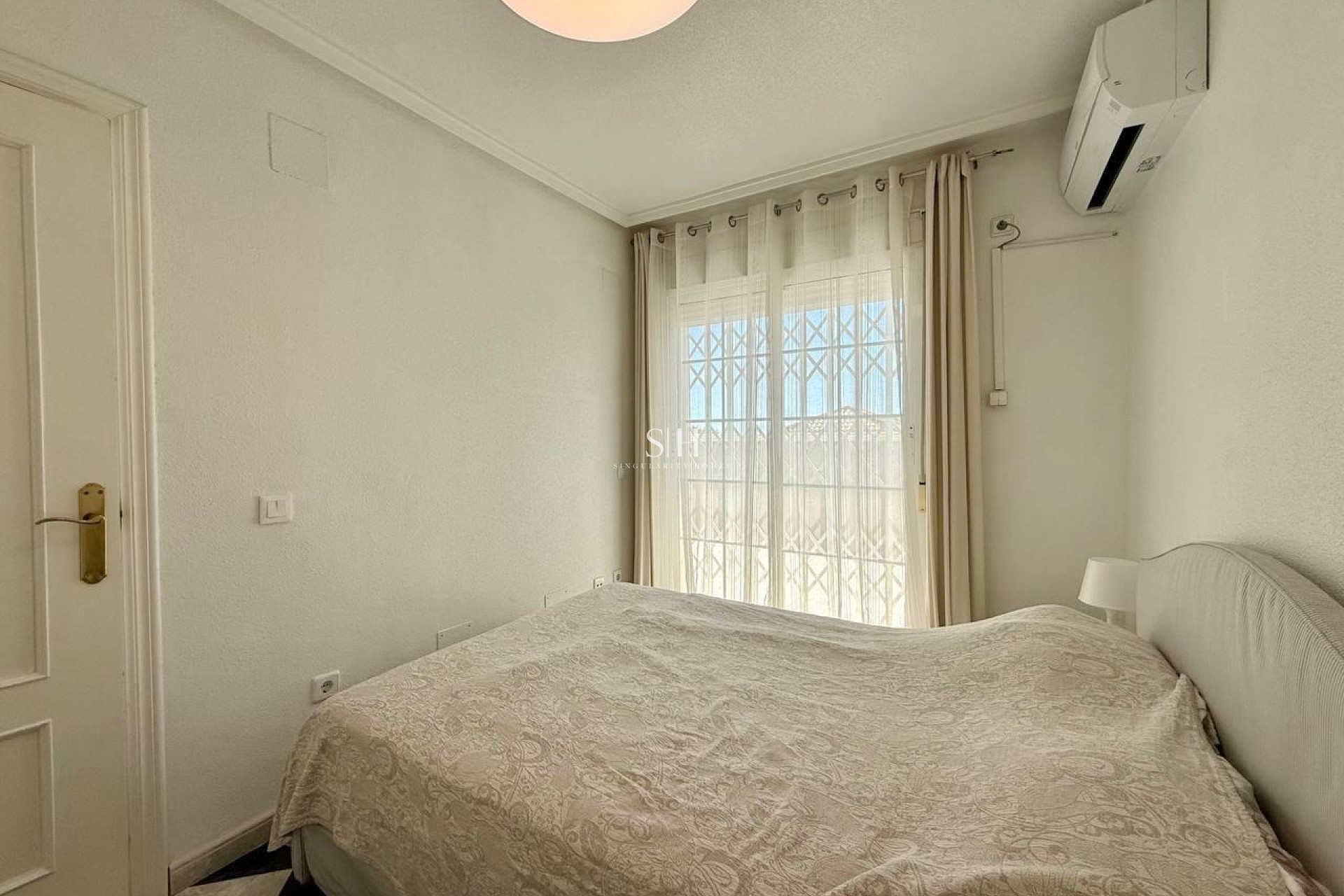 Odsprzedaż - Villa - Orihuela Costa - Playa Flamenca
