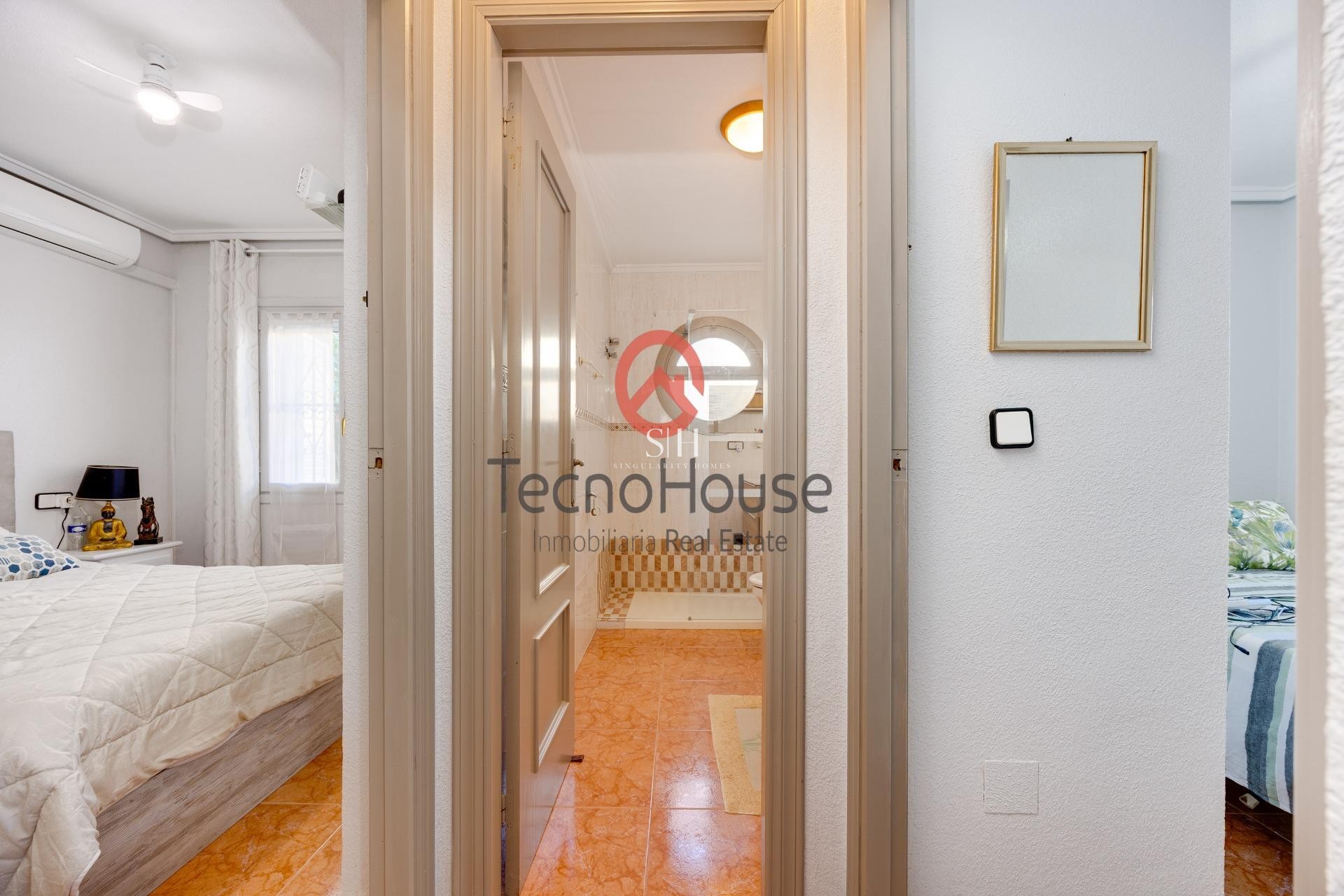 Odsprzedaż - Villa - Orihuela Costa - Playa Flamenca