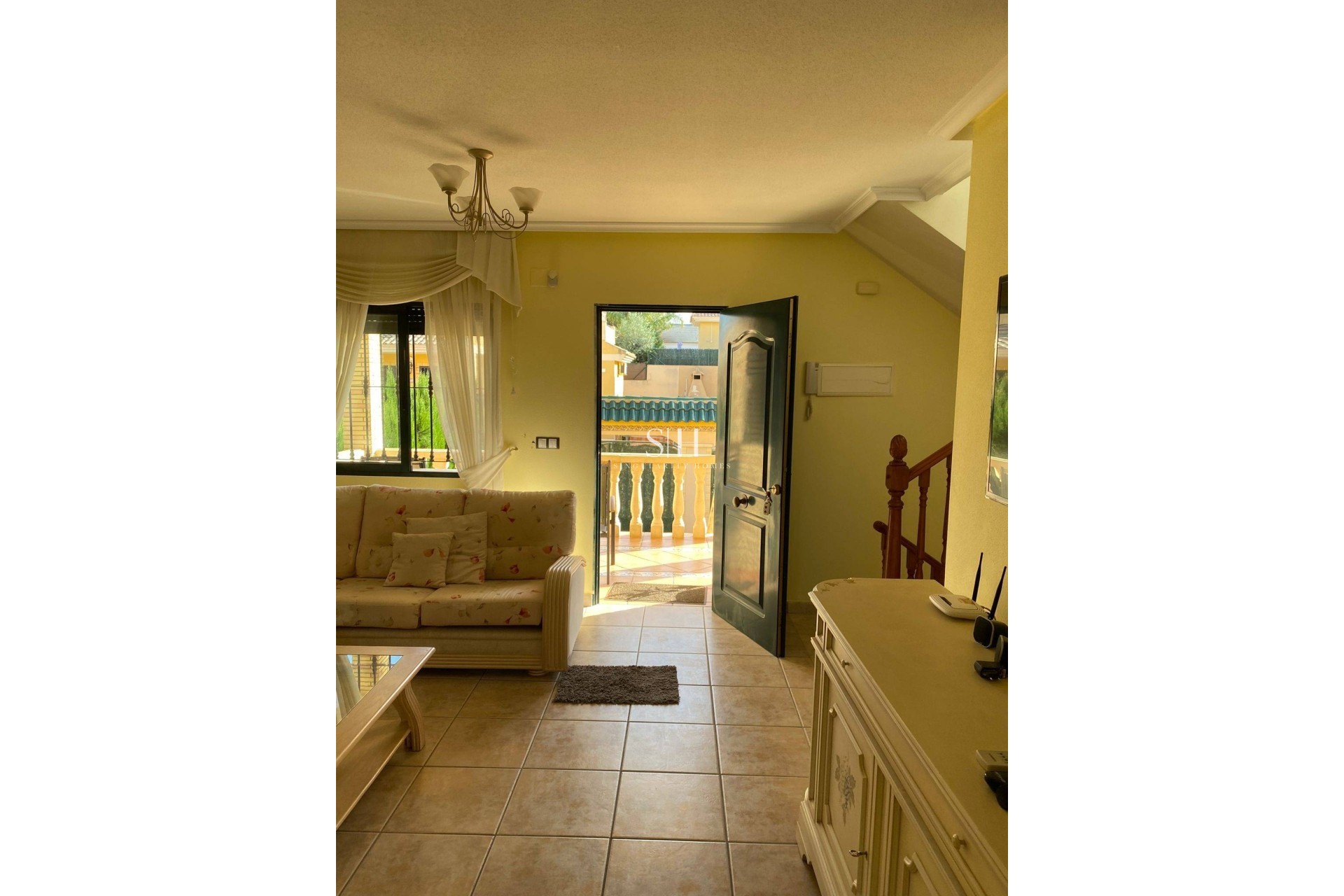 Odsprzedaż - Villa - Orihuela Costa - Villamartín-las Filipinas