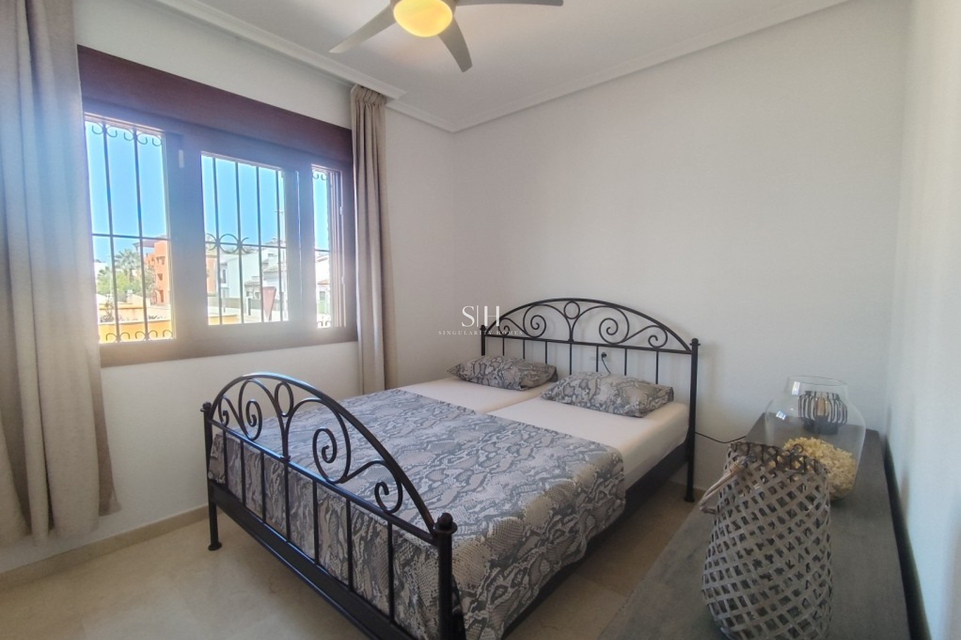 Odsprzedaż - Villa - Orihuela Costa - Villamartin