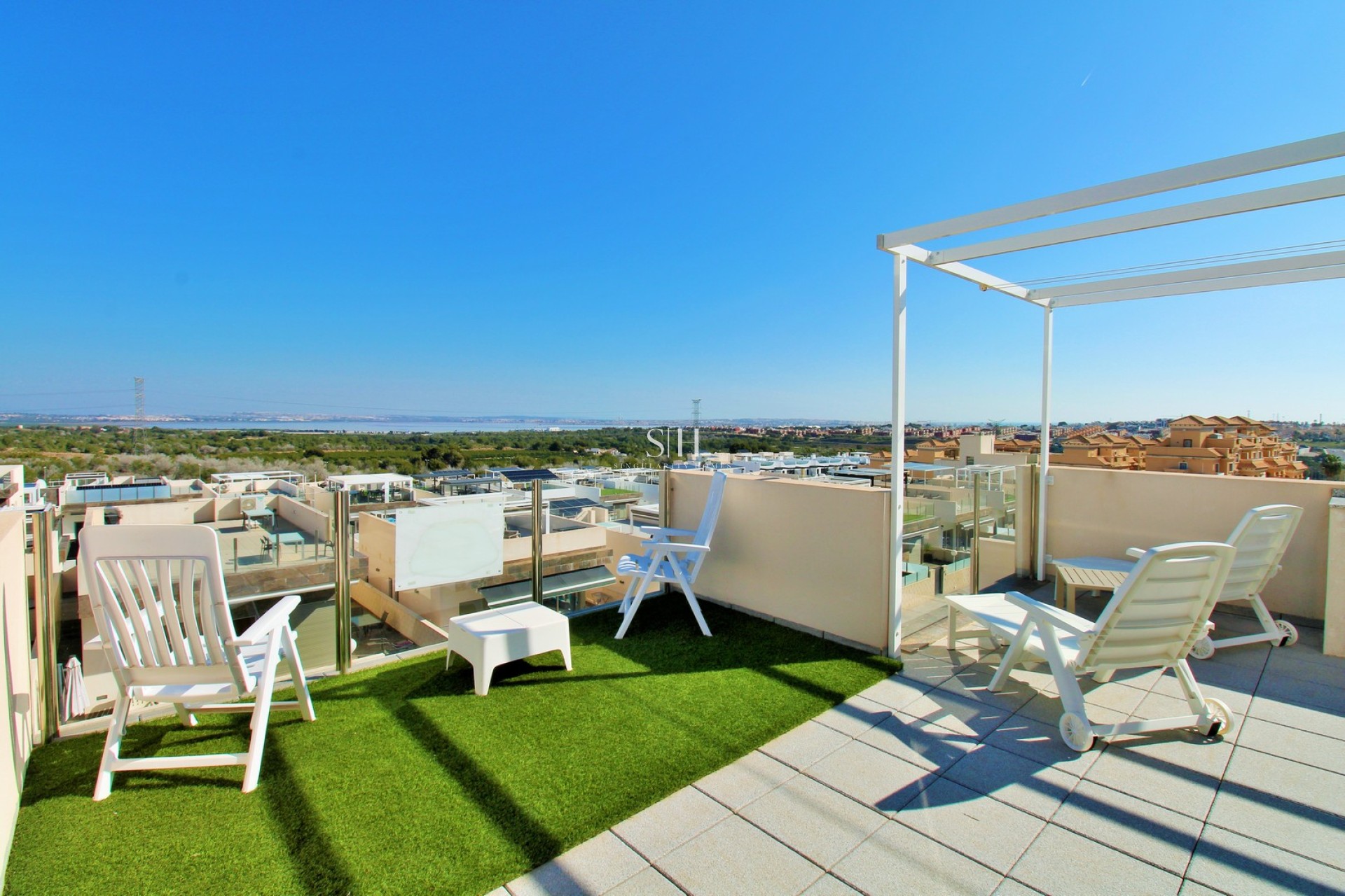 Odsprzedaż - Villa - Orihuela Costa - Villamartin