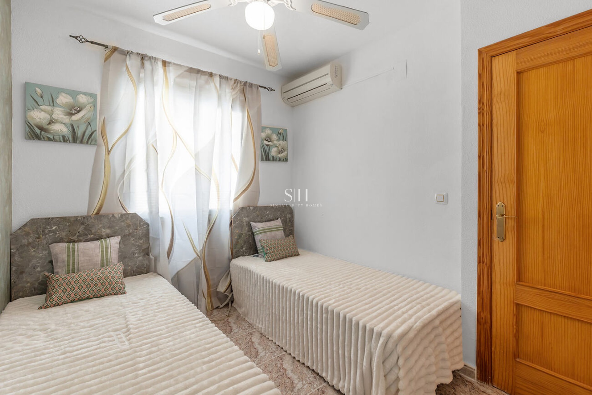 Odsprzedaż - Villa - Orihuela Costa - Villamartín