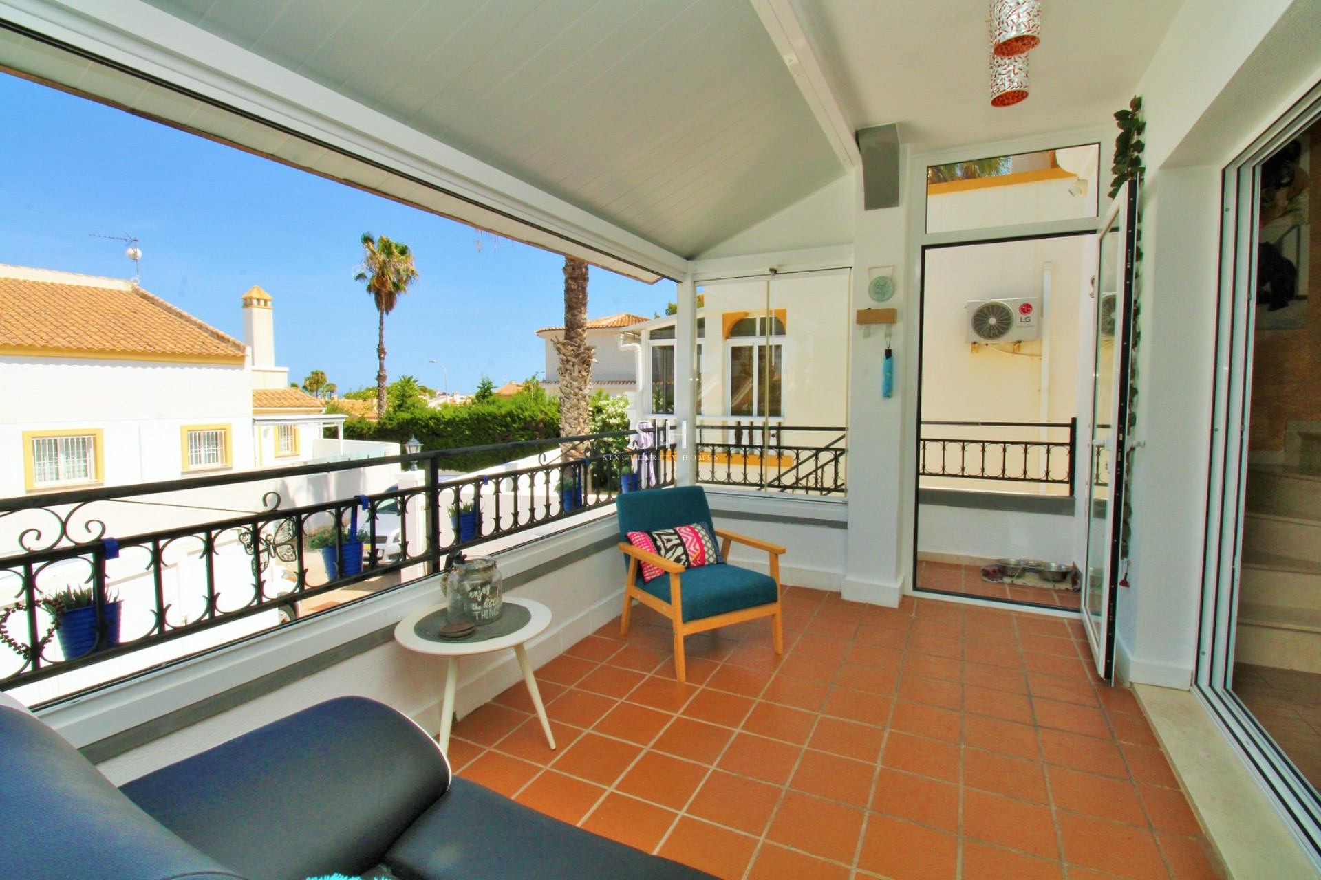 Odsprzedaż - Villa - Orihuela Costa - Villamartin