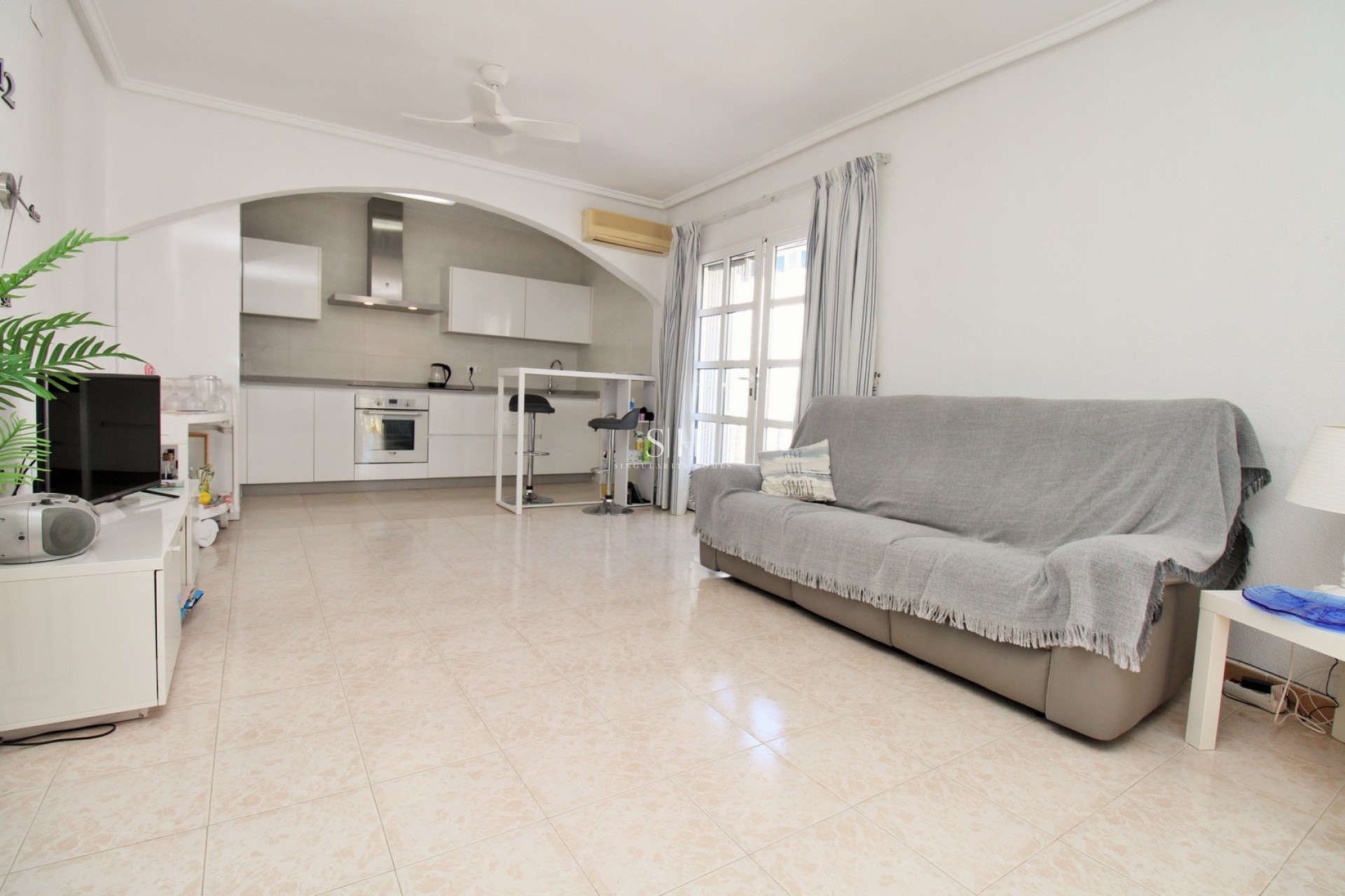 Odsprzedaż - Villa - Orihuela Costa - Villamartin