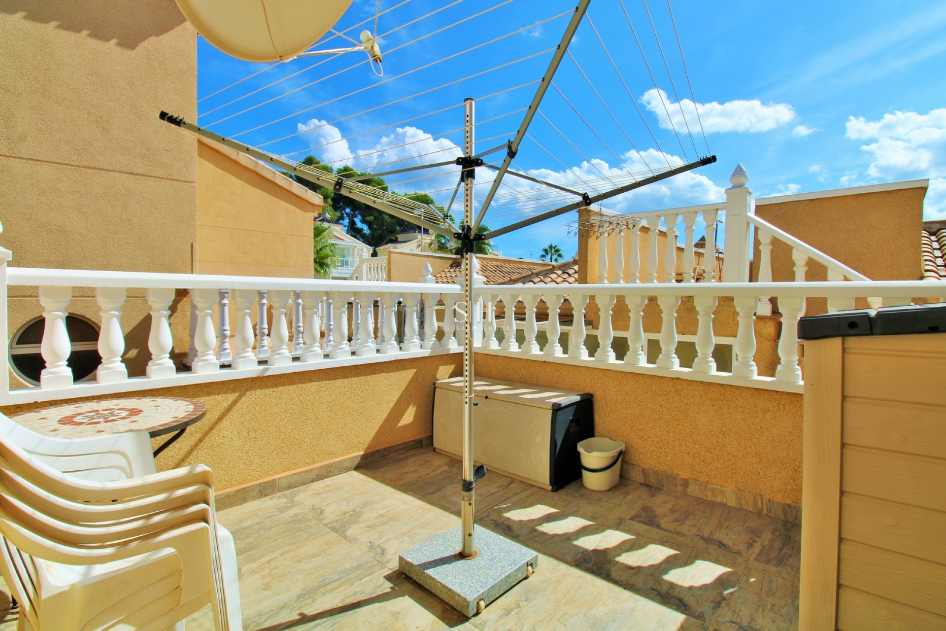 Odsprzedaż - Villa - Orihuela Costa - Villamartin