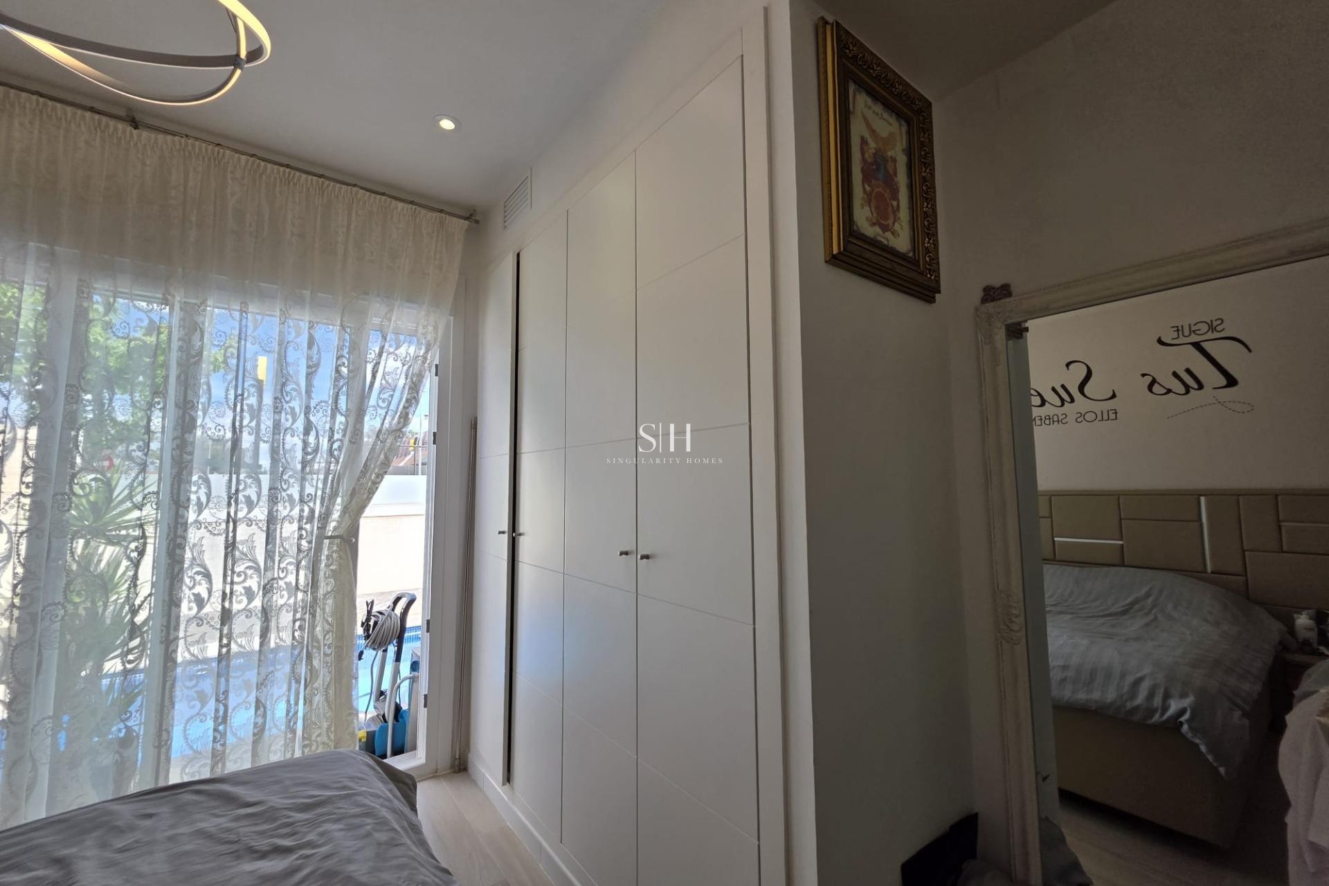 Odsprzedaż - Villa - Pilar de la Horadada - Zona Pueblo