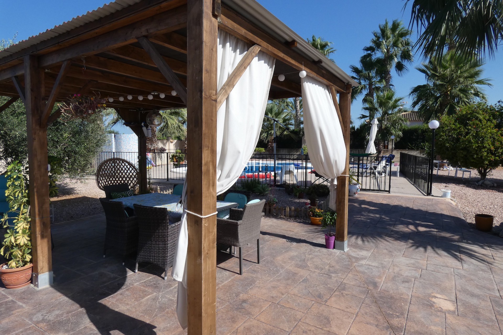 Odsprzedaż - Villa - Rafal