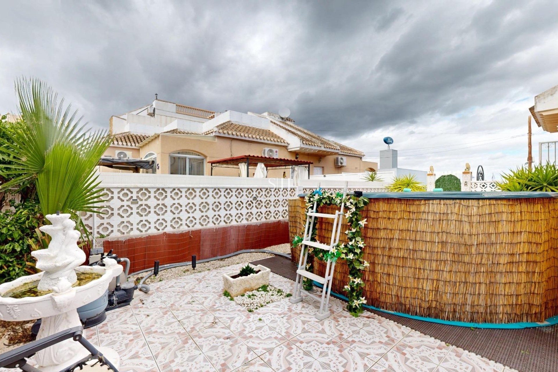Odsprzedaż - Villa - San Miguel de Salinas - 03193