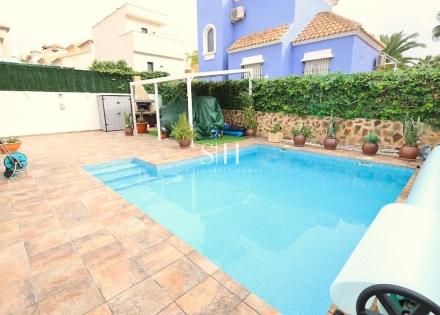 Odsprzedaż - Villa - San Miguel de Salinas - Inland