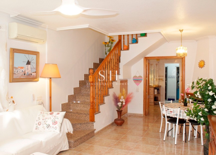 Odsprzedaż - Villa - Torre de la Horadada - Costa Blanca