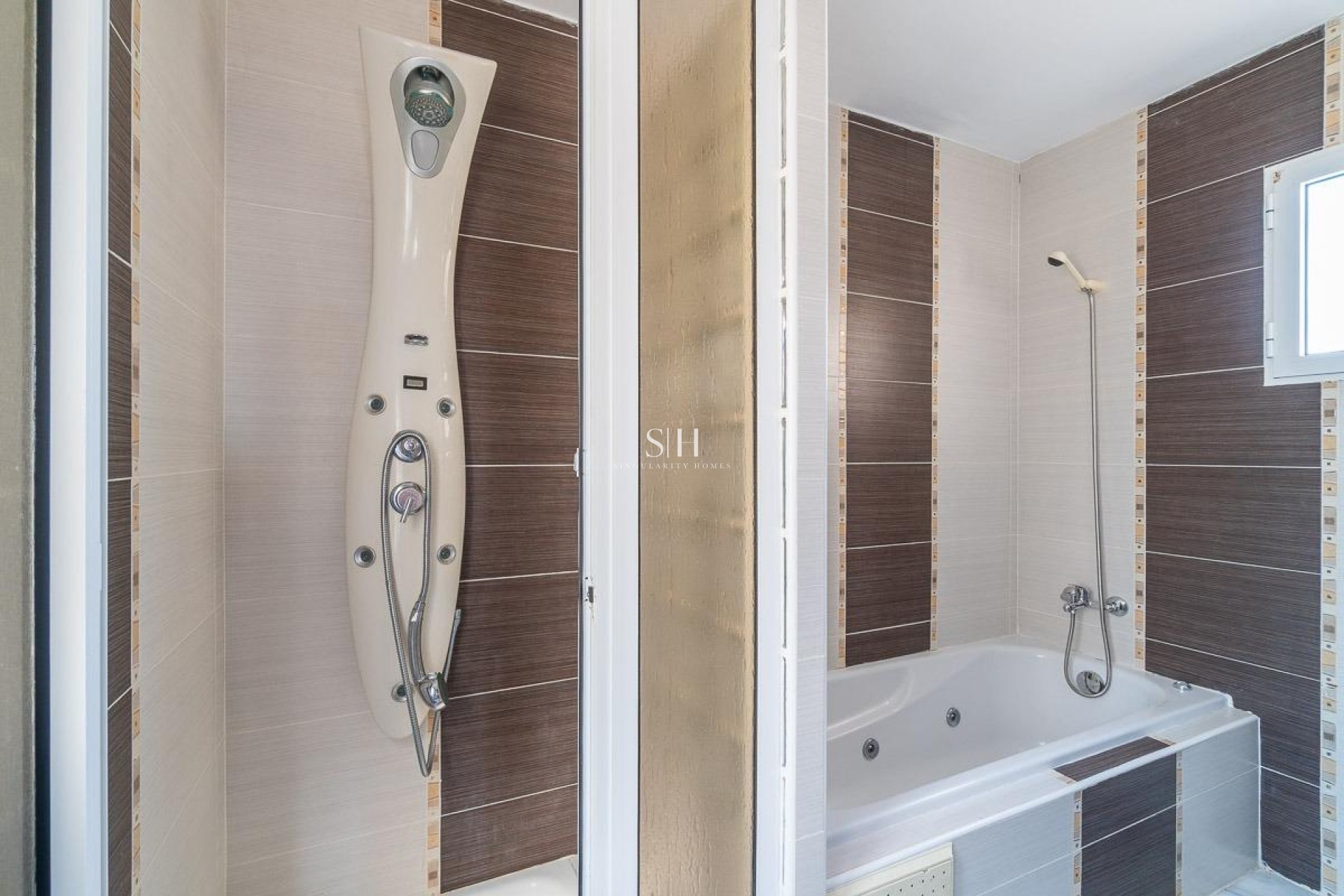 Odsprzedaż - Villa - Torrevieja - Cala de cabo cervera