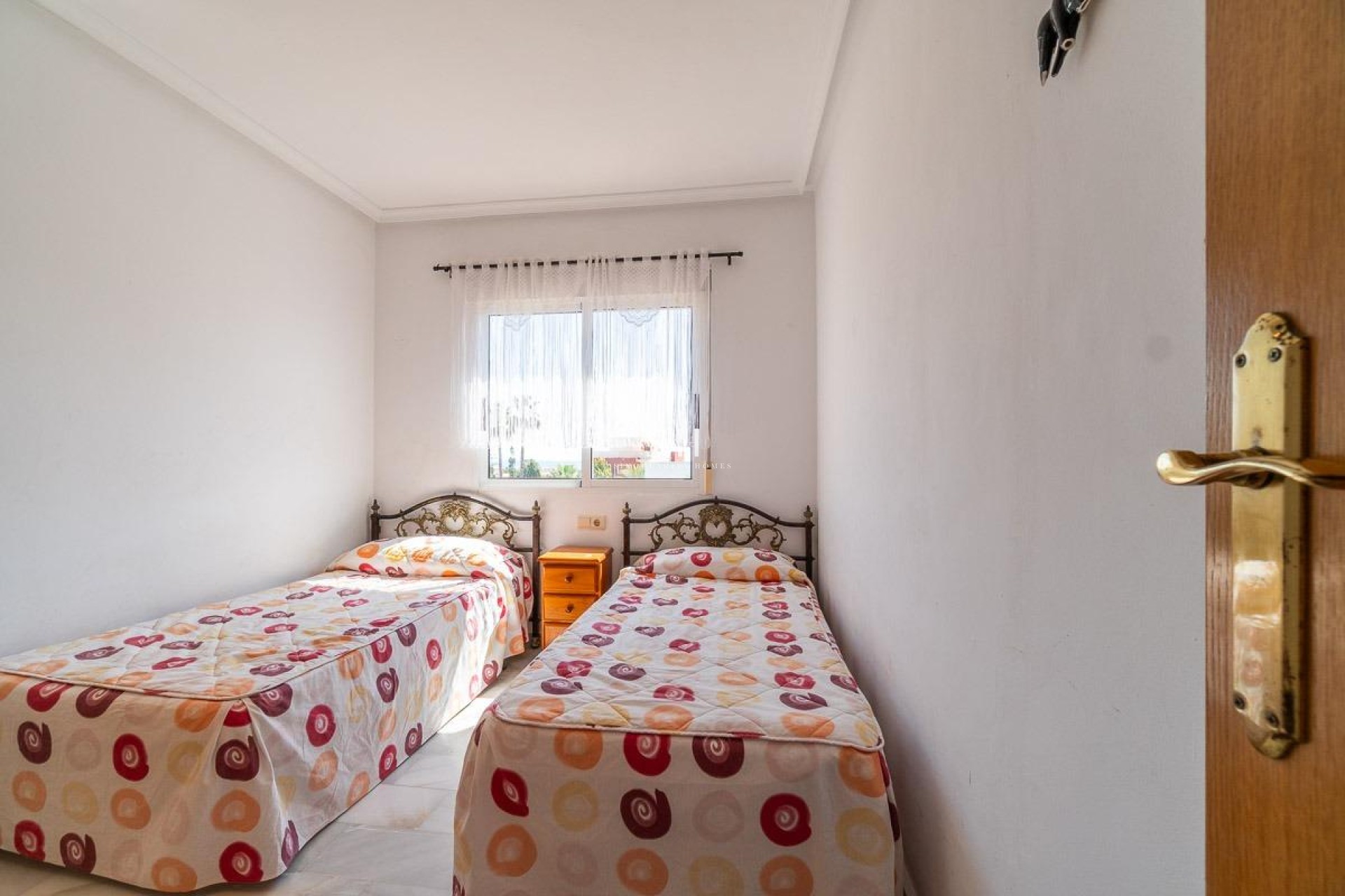 Odsprzedaż - Villa - Torrevieja - Cala de cabo cervera