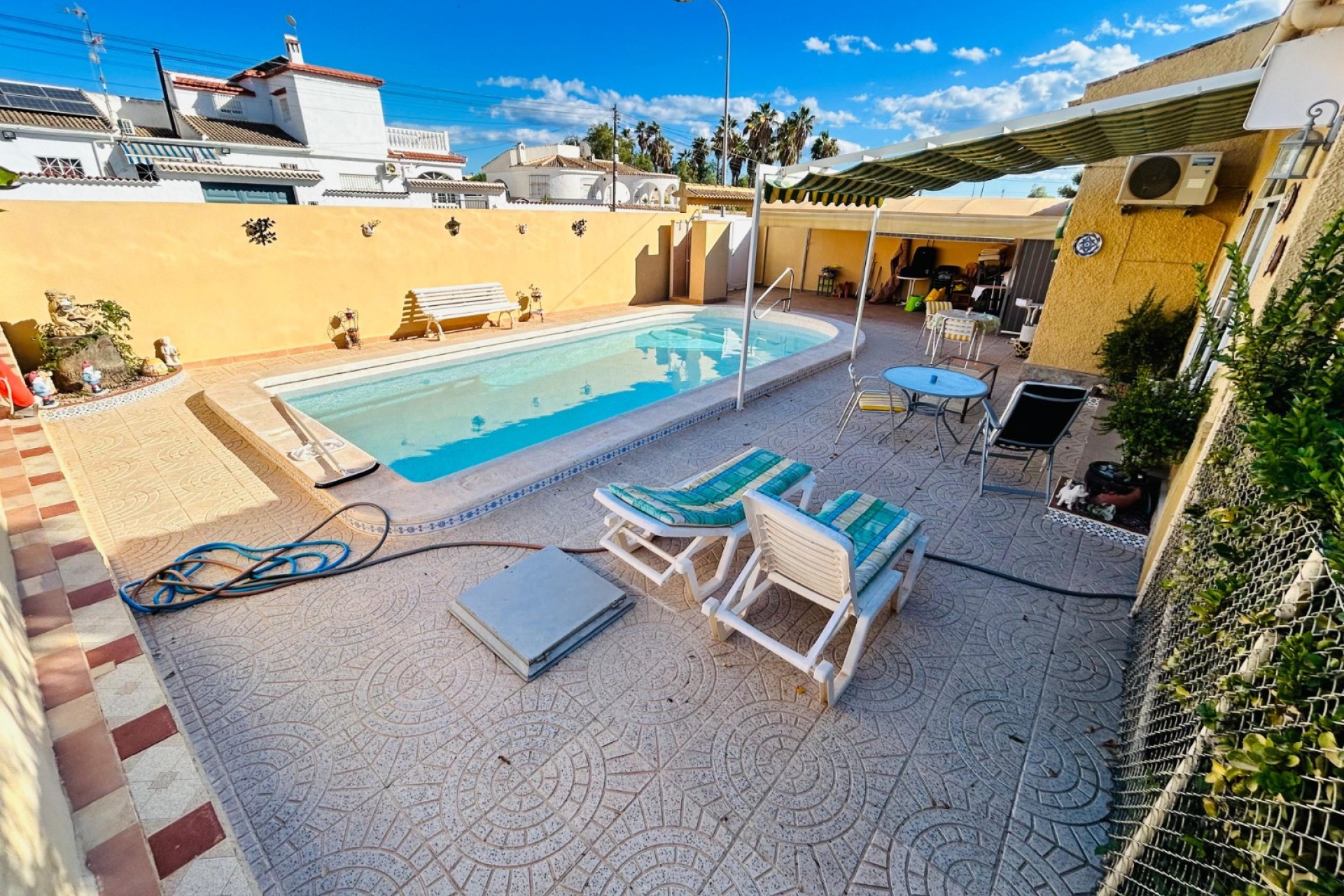 Odsprzedaż - Villa - Torrevieja - Costa Blanca