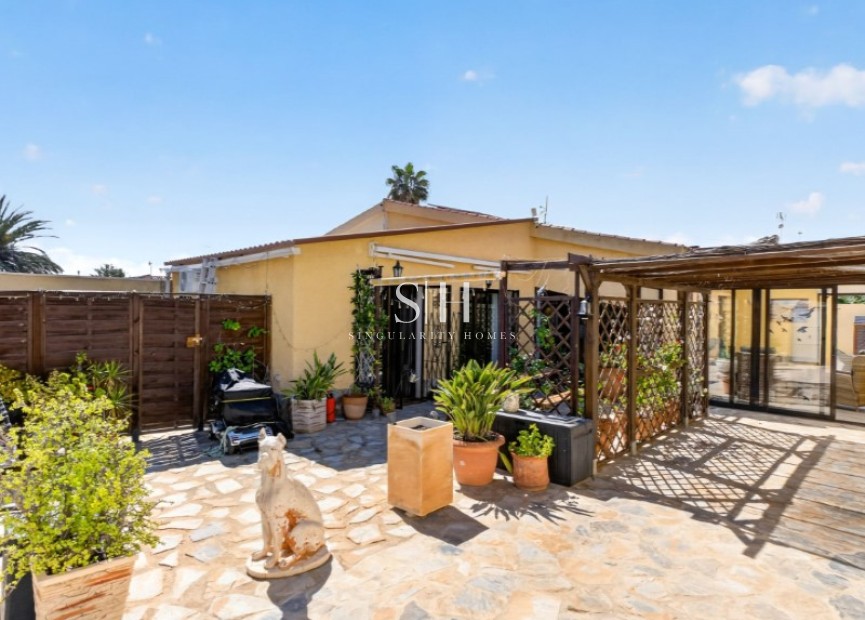 Odsprzedaż - Villa - Torrevieja - Costa Blanca