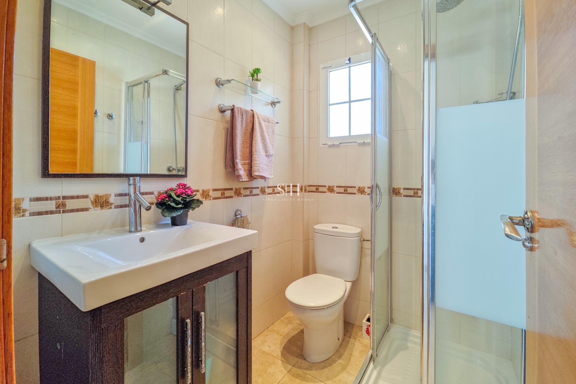 Odsprzedaż - Villa - Torrevieja - La Mata