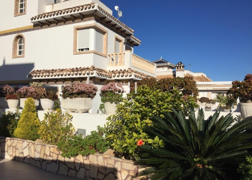 Odsprzedaż - Villa - Torrevieja - La Mata