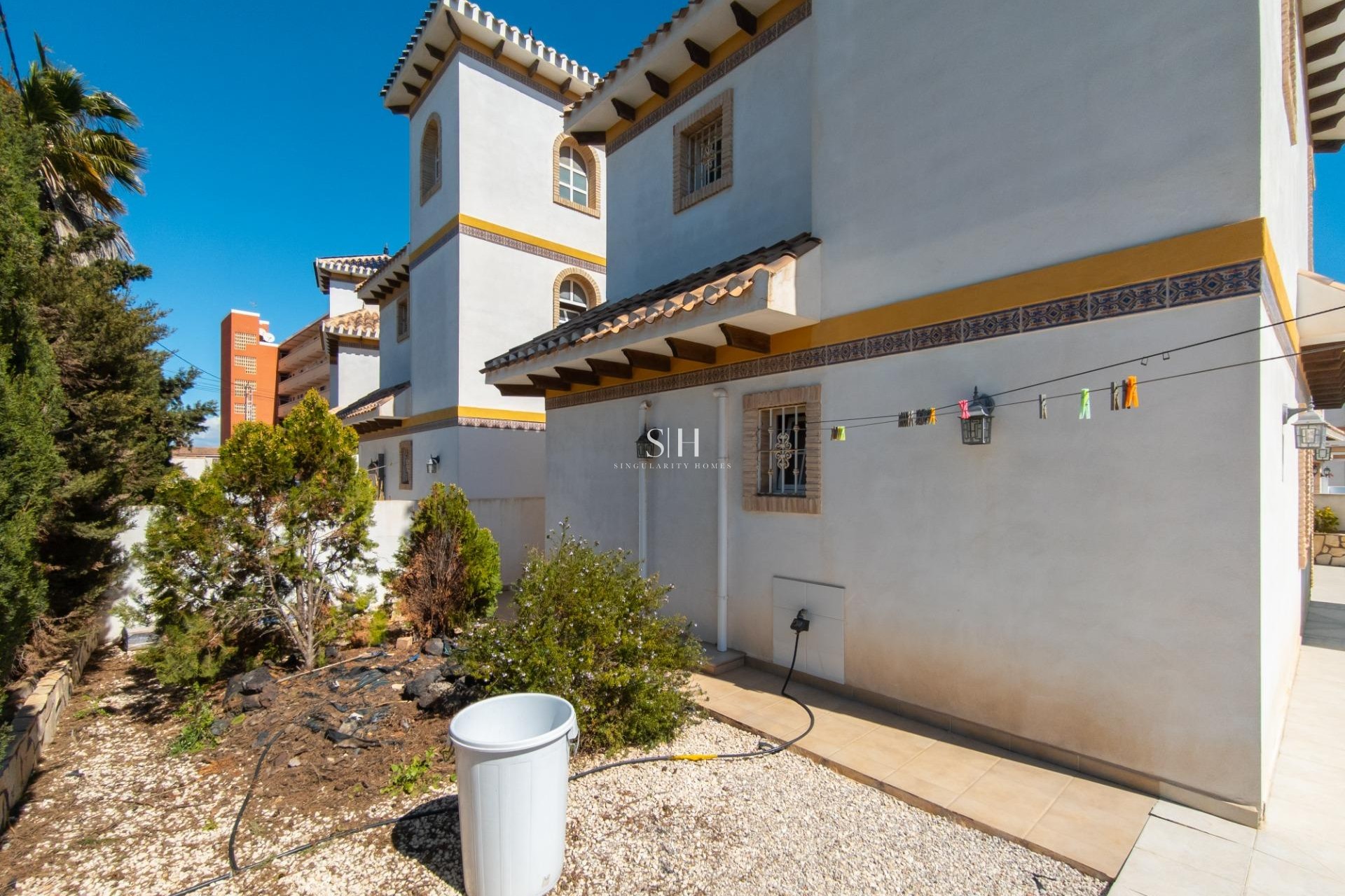 Odsprzedaż - Villa - Torrevieja - La Mata