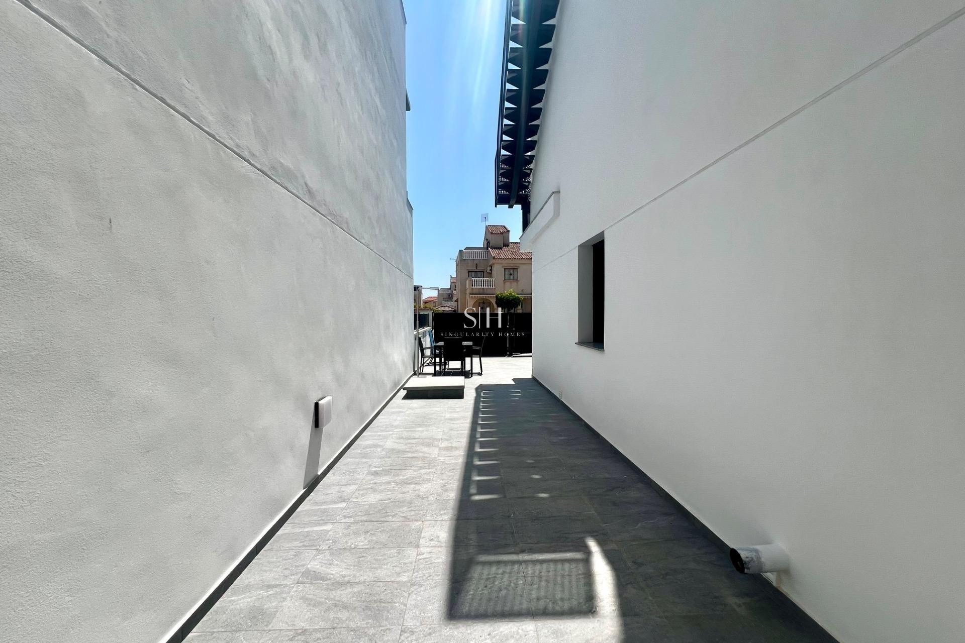 Odsprzedaż - Villa - Torrevieja - La Siesta - El Salado - Torreta