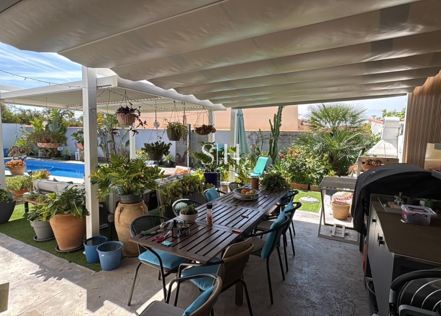 Odsprzedaż - Villa - Torrevieja - La Siesta - El Salado - Torreta